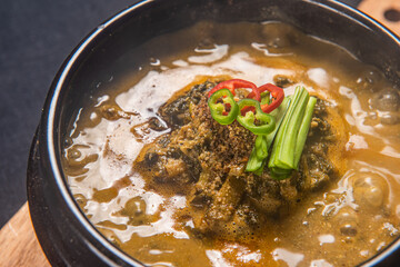 오랜 시간 끓여 맛있는 국물 요리