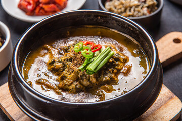 오랜 시간 끓여 맛있는 국물 요리