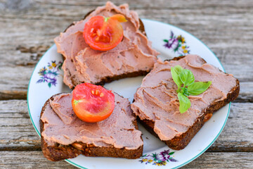   Raw, glutten free Sandwich with  Fresh homemade chicken liver pate and ketogenic  Low Carb Bread 