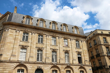 Fototapeta na wymiar France - Bordeaux - Historical Center nice classical building facade