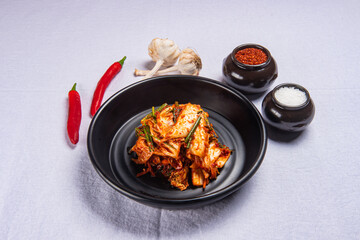 신선한 재료로 만들어 밥과 먹어도 맛있고 고기와 함께 먹어도 맛있는 한국 겉절이 김치