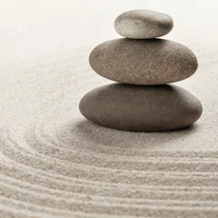 Fotobehang Zen Stenen Gestapelde zen stenen zand achtergrond kunst van evenwicht concept  © Rawpixel.com