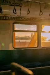 Selbstklebende Fototapeten 서울 지하철 3호선 새벽 첫차 © 철구 강