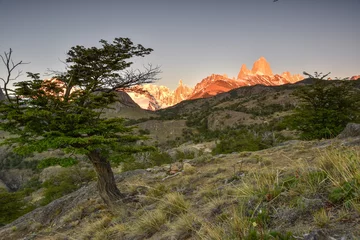 Papier Peint photo Cerro Torre sunrise at Fitz Roy and Cerro Torre mountain range, Patagonia