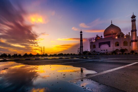 fatima zahra mosque - kuwait