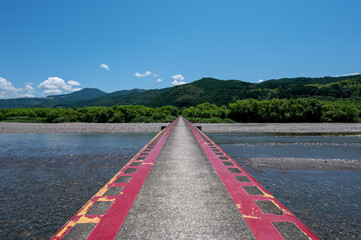 富田川の潜水橋（沈下橋）