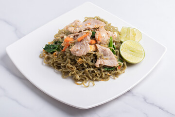 Moroheiya mixed vegetable noodles stir fried with pork and egg