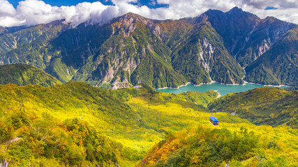 紅葉の大観峰　黒部立山アルペンルート