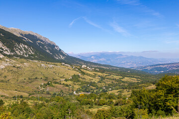 Fototapeta na wymiar Panorama di Roccacaramanico in Abruzzo