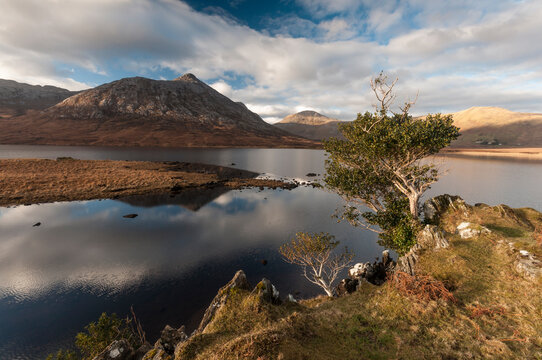 Connemara Inagh lake landscape 