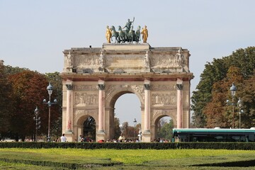 Fototapeta na wymiar L'arc de triomphe du Carrousel, inauguré en 1808, ville de Paris, Ile de France, France