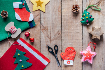 Christmas DIY felt ornaments, Christmas and New Year crafting ideas