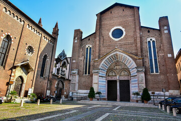 Obraz premium beautiful architecture, church in Verona, Italy 