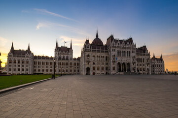 Fototapeta premium The Hungarian Parliament Building in Budapest