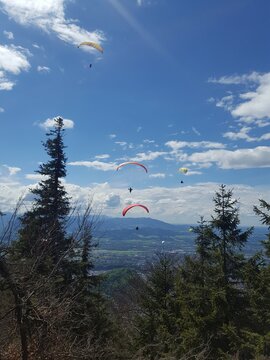 paragliding in the mountains