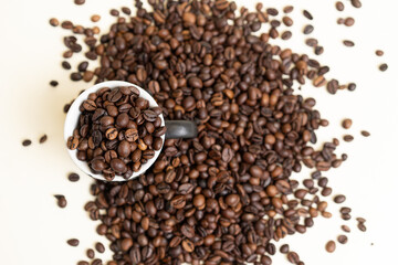 Fototapeta premium Tazzina con chicchi di Caffè
