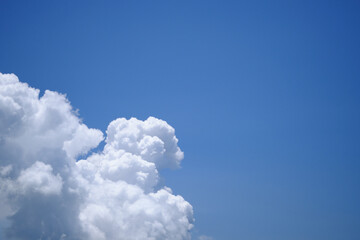 夏の美しい乱層雲
