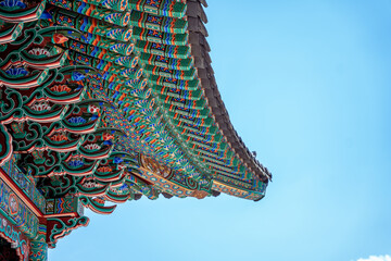 한국 사찰 건물 지붕