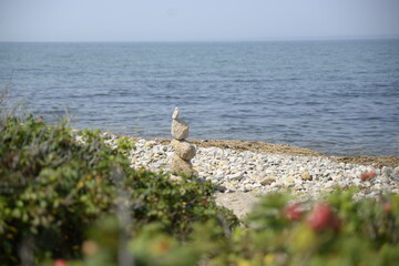 sea and stones