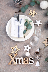 Fototapeta na wymiar Christmas white and green table decoration.