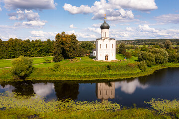 Obraz premium Aerial drone view of medieval Church of Intercession on the Nerl in summer, Russia