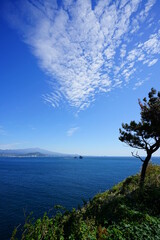 Fototapeta na wymiar a beautiful seascape with charming clouds