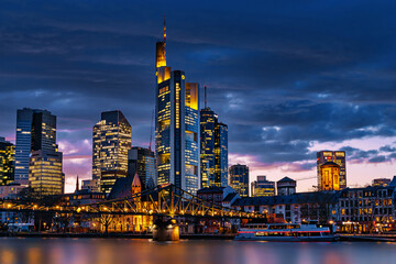 Skyline Frankfurt - Wolkenkratzer