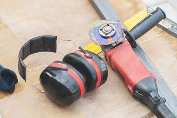 circular saw with broken disc