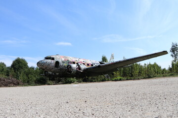DC 3 Flugzeug Transportflugzeug Lost Place Kroatien