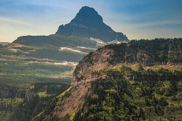Fototapeta na wymiar Mountain Views from Going to the Sun Road, Glacier National Park, Montana