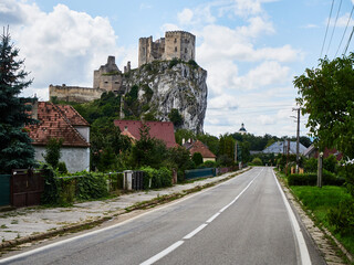 Fototapeta na wymiar Burg Bekov in der Slovakei