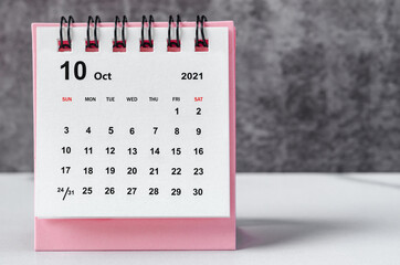 October 2021 desk calendar.