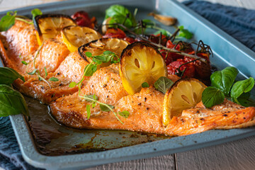 Grilled salmon with vegetable