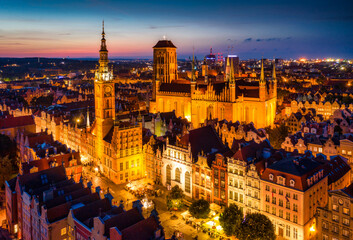 Aerial scenery of the old town in Gdansk at dusk. Poland - obrazy, fototapety, plakaty