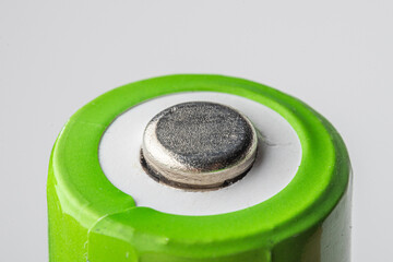 Battery contact plus minus accumulator