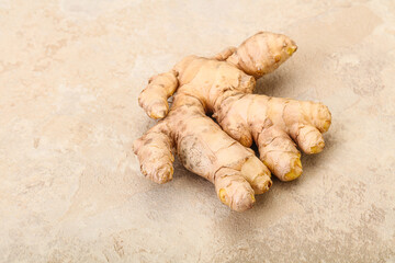 Natural organic raw ginger root