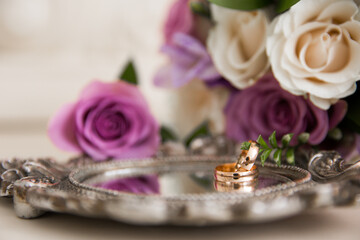 rings and rose