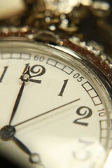 Fototapeta na wymiar old pocket watch