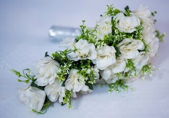 bouquet of white roses