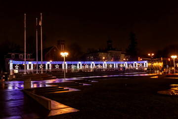 Fototapeta premium Beautiful Christmas lighting with stars and colored lights