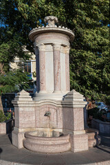 Obraz premium Brunnen in Chios-Stadt, Insel Chios, Ägäis, Griechenland