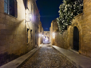 Obraz premium Medieval Avenue of the Knights at night in Rhodes Citadel, Greece