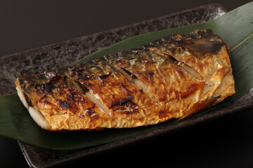 鯖の塩焼き