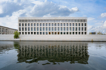 Humboldtforum Berlin Schloss Berlin Dom Humboldt Forum Berliner Schloss Spree © modernmovie