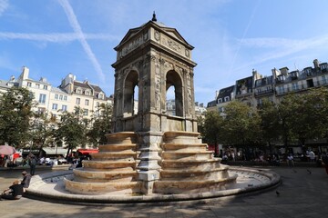 La fontaine des innocents aussi appelée fontaine des nymphes, construite au 16eme siecle, ville de Paris, Ile de France, France