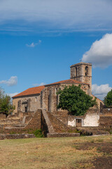 iglesia del antiguo municipio abandonado de la Granadilla en la provincia de Cáceres, España