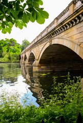 Brücke Serpentine Bridge Hyde Park London Long Water Bauwerk Bogen Wasser Teich England...