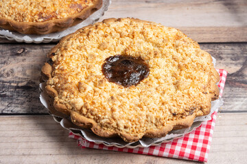 torta de cumpleaños de ricota rellena de dulce de leche