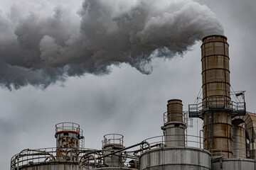 Breathtaking shot of an industrial factory under the cloudy skies