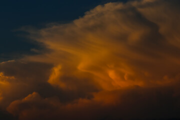 Fototapeta premium Amazing stotmy clouds at sunset